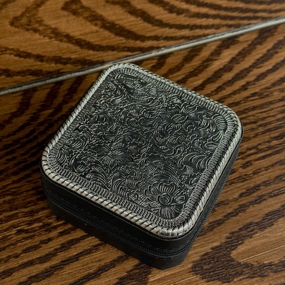 Western Etched Black and Silver Jewelry Box - Picture 1 of 4